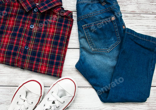 Preview: Checkered shirt and jeans