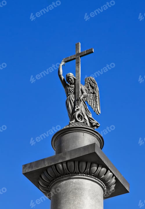 Preview: Angel on pillar at the Palace Square in St. Petersburg