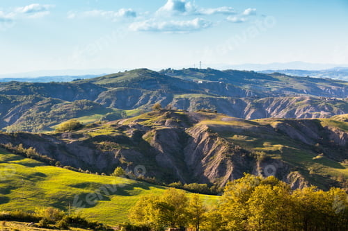Preview: Outdoor Tuscan Hills Landscape