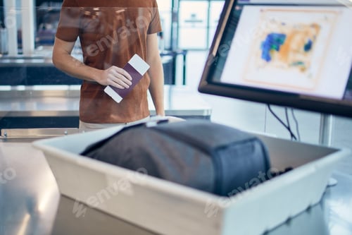 Preview: Airport security check