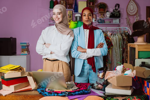 Preview: Muslim women entrepreneurs running a small fashion business