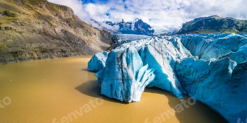 Preview: Svinafellsjokull glacier in Vatnajokull National Park. Iceland