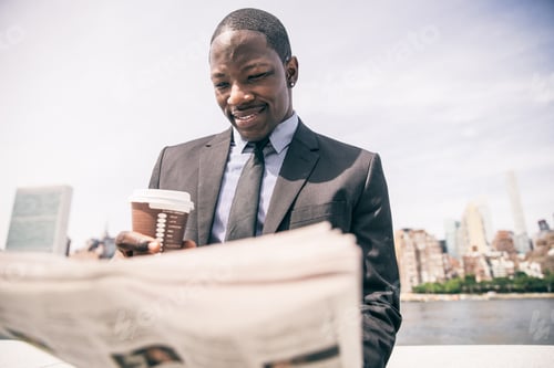 Preview: Confident businessman