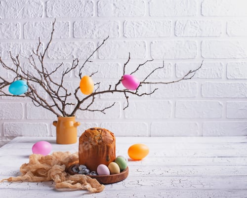 Preview: Italian Easter cake panettone or Russian kulich