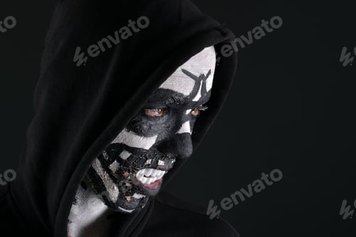 Preview: Halloween Face Painting