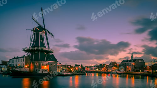 Preview: Haarlem night scene retro look