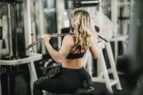 Preview: Focussed On Her Workout
