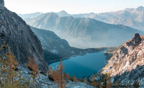 Preview: Alpine lake