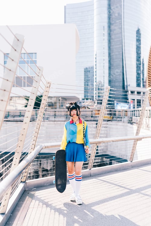 Preview: Young asiatic woman outdoor