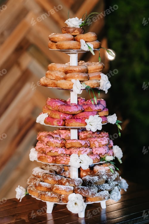 Preview: wedding cake at the wedding of the newlyweds