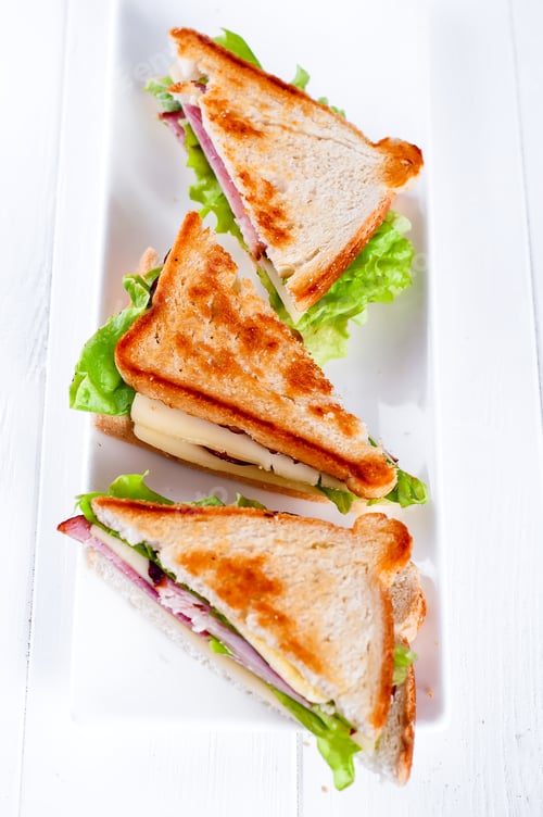 Preview: toast sandwich with sausage