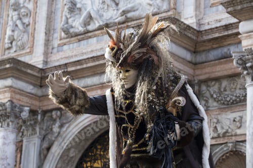 Preview: Male in a traditional Venice mask during the world-famous carnival