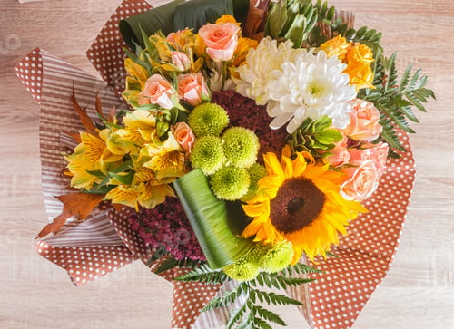 Preview: bouquet of alstroemeria, sunflower, roses, chrysanthemum