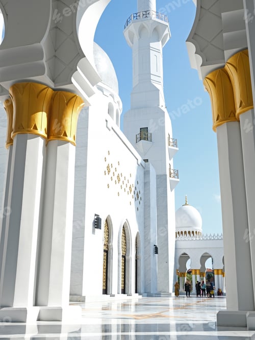 Preview: The Sheikh Zayed Mosque in Indonesia
