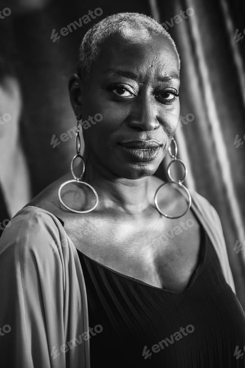 Vista previa: Retrato de una mujer cantante