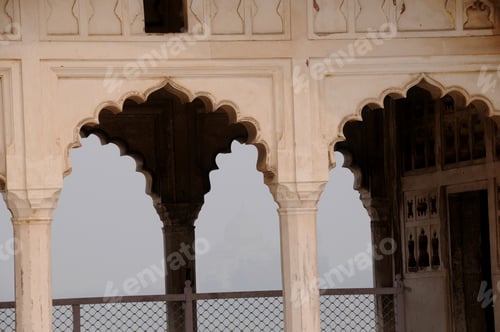 Preview: The Red Fort of Agra, a UNESCO World Heritage Site