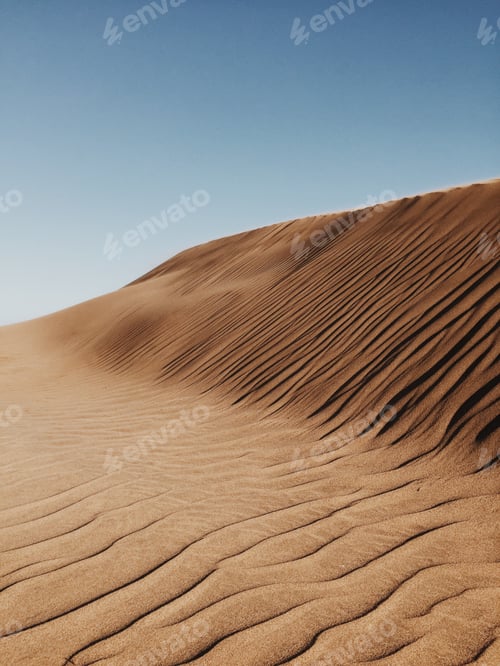 Preview: Earth or Mars?