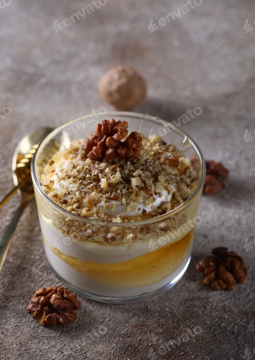 Preview: Yoghurt Dessert