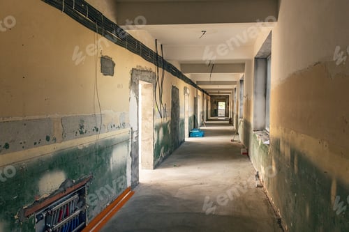 Preview: Corridor during renovation
