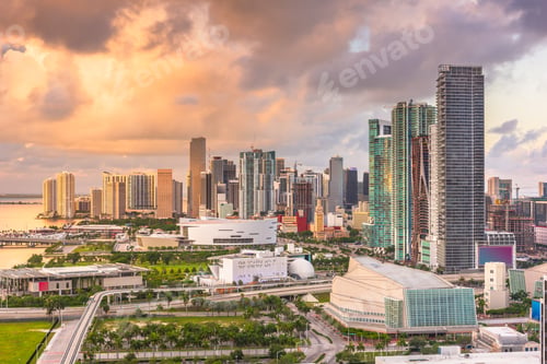 Preview: Miami, Florida, USA downtown