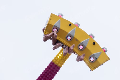 Preview: Fair ride high in the air, feet, people having fun