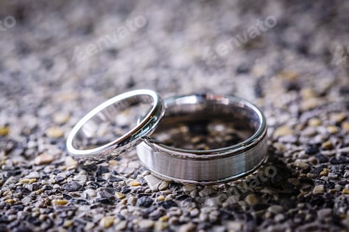 Preview: Rings