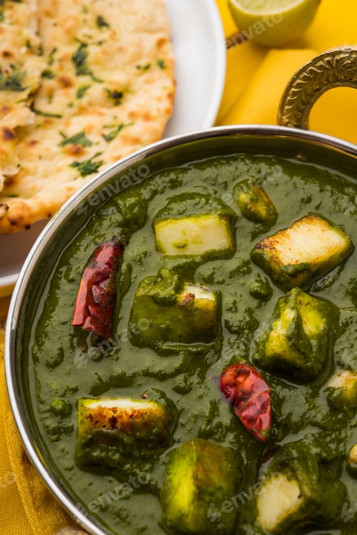 Preview: Indian style Palak Paneer Or Spinack Cottage Cheese Curry