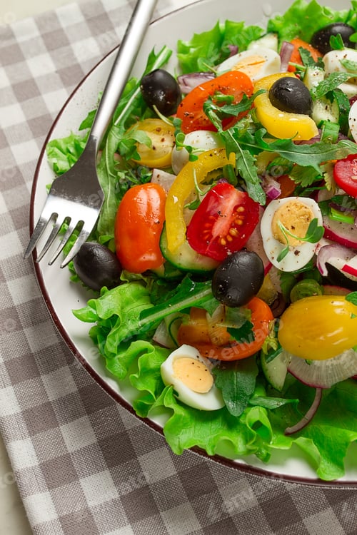 Preview: Vegetable salad , with quail eggs and olives, fresh, close-up, no people,