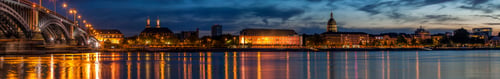 Preview: Beautiful sunset night over Rhine / Rhein river and old bridge in Mainz