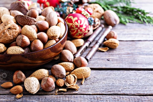 Preview: Variety of nuts with shells for Christmas