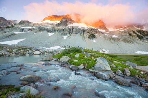 Preview: Mountains creek