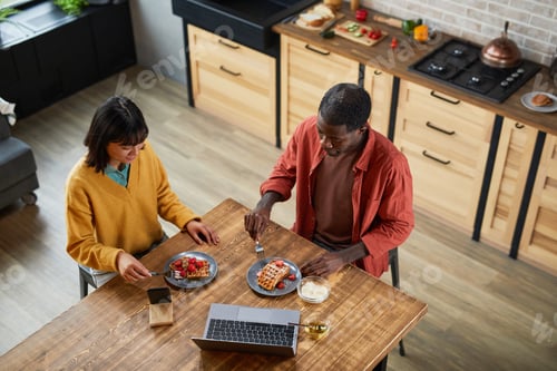 Preview: Young Couple Enjoying Breakfast