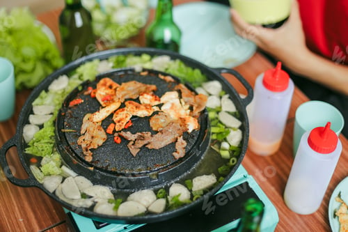 Preview: Meatball Soup And Slice Beef Cooked And Grilled On Pan