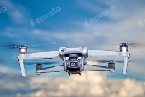 Preview: Quapcopter flying in the sky
