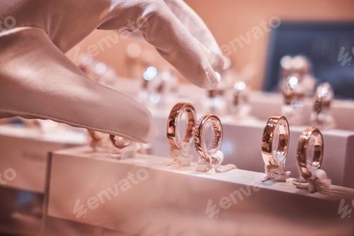 Preview: Hand in gloves takes to exclusive rings on the showcase of a jewelry store