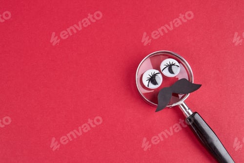 Preview: Glass magnifier with moustache.