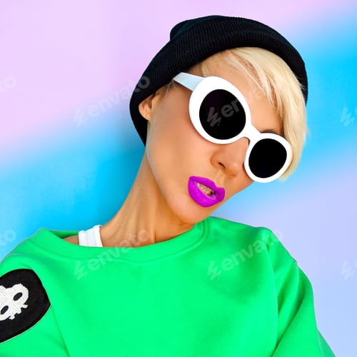 Preview: Tom boy Girl In stylish accessories Beanie and Glasses. Urban fa
