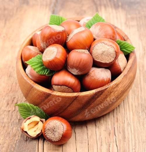 Preview: Filbert nuts on wooden backgrounds