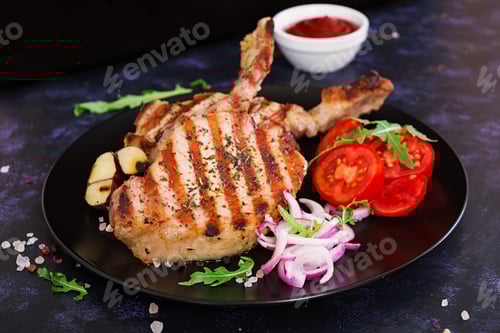Preview: Grilled Pork Chop with Tomatoes and Red Onions
