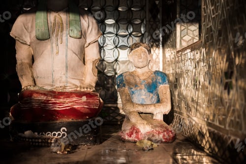 Preview: Buddhist statue on Mount Zwegabin, Hpa An, Kayin State (Karen State), Myanmar (Burma)