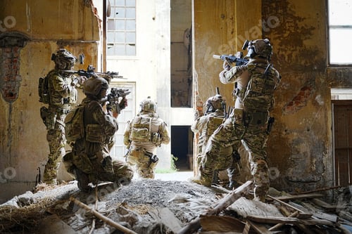 Preview: Special forces soldier with rifle