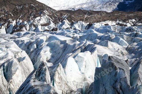 Preview: Closeup texture of an Icelandic glacier