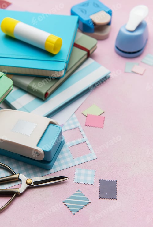 Preview: Scrapbooking set creating paper shapes on pink background