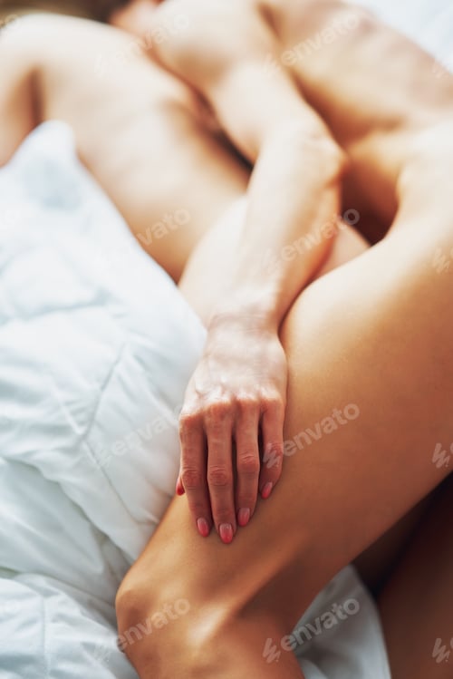 Preview: Two young girlfriends on the bed
