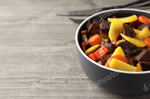 Preview: Concept of tasty food with beef with vegetables, space for text
