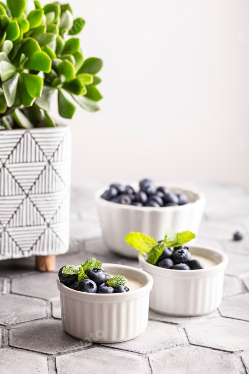 Preview: Sweet dessert vanilla panna cotta with berries