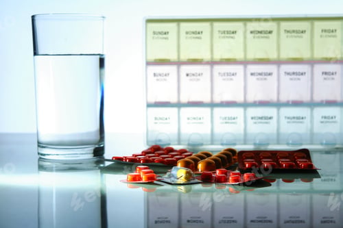 Preview: medicine tablets and capsules