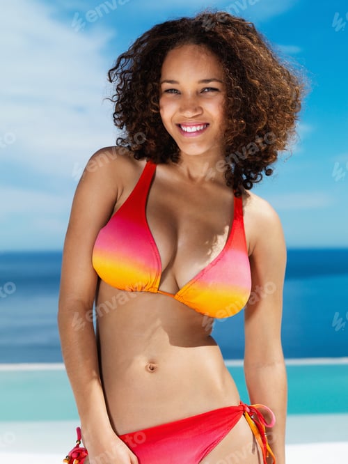 Preview: Happy beach day
