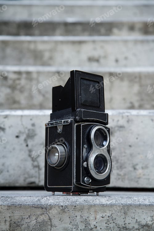 Preview: Old, vintage TLR camera - twin lens reflex