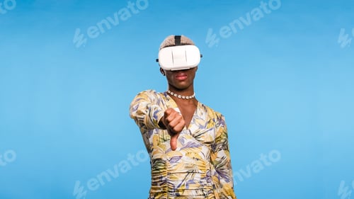 Preview: transgender gamer disapproving VR game